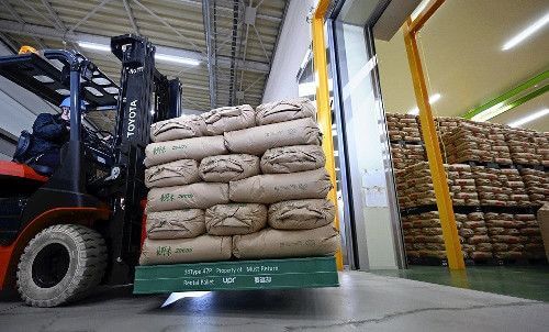 米価格高騰で中小企業が直面する5つの課題とその対策