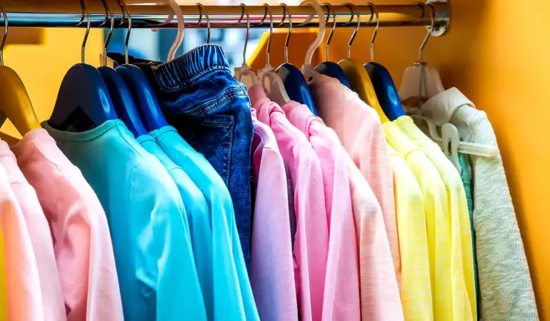 東京で安くて素敵な服を買う場所